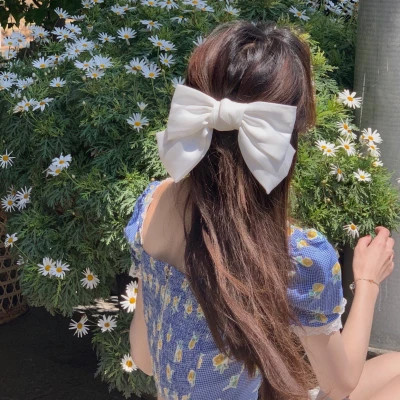 女生背影头像ins高级质感