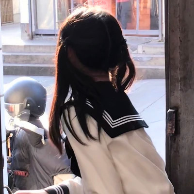 女生头像背影高级质感