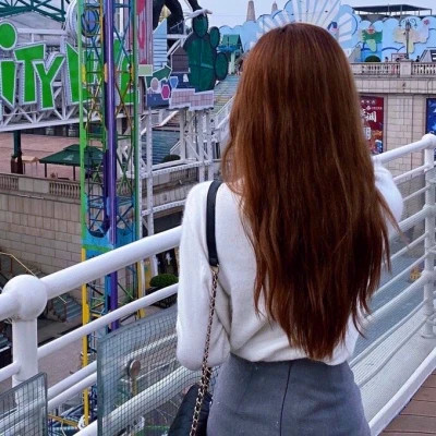 女生头像背影高级质感