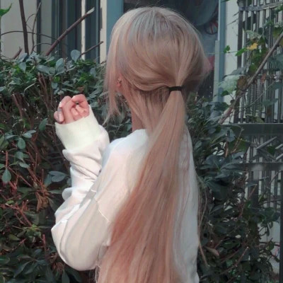 女生头像背影高级质感
