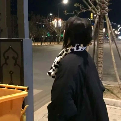 女生头像背影高级质感
