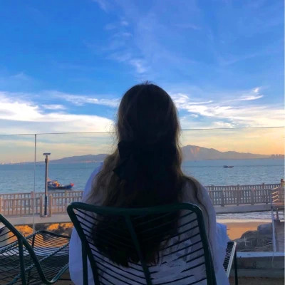 女生头像背影高级质感