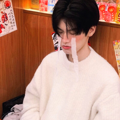 真人男生头像ins风