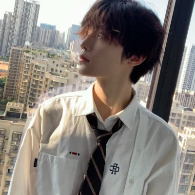 真人男生头像ins风