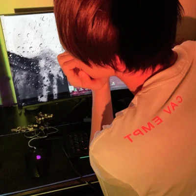 高级头像ins质感男