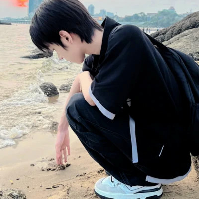 高级头像ins质感男
