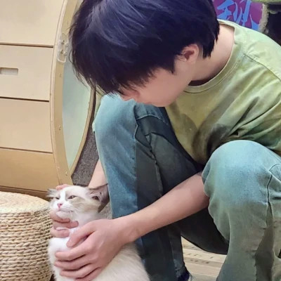 高级头像ins质感男