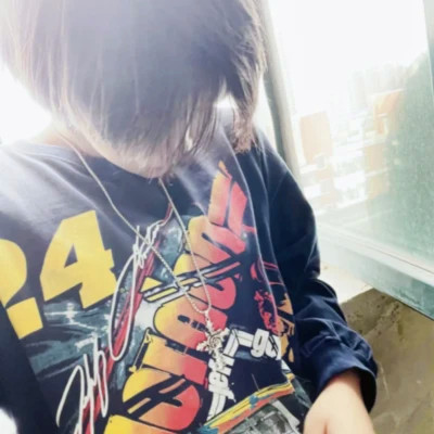高级头像ins质感男