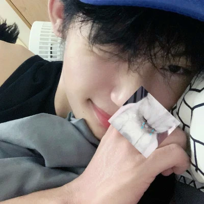 高级头像ins质感男
