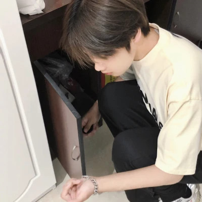 男生头像ins高级质感痞帅真人