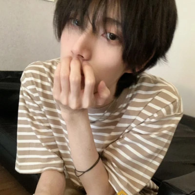 帅哥真人头像ins