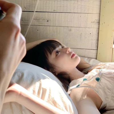 2025女生超火的微信头像