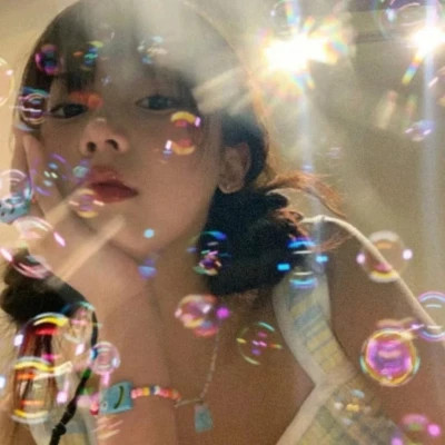 2025女生超火的微信头像