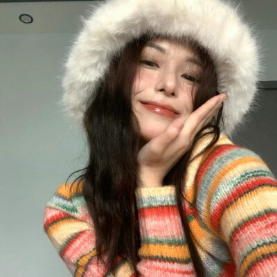 高级容易招桃花的女生微信头像
