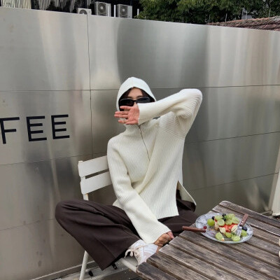 高级容易招桃花的女生微信头像
