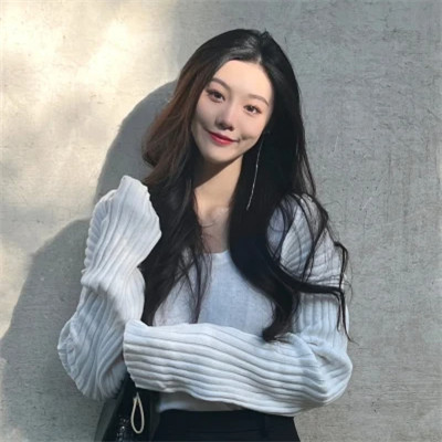 高级容易招桃花的女生微信头像