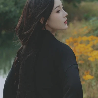 女人最旺桃花的微信头像