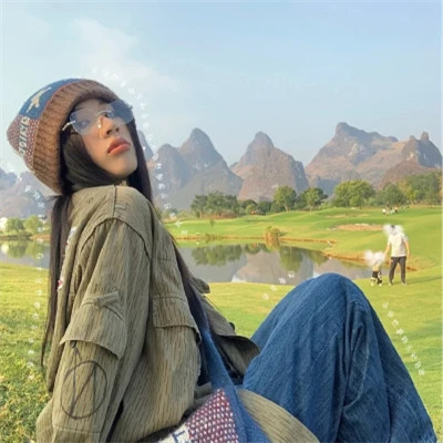 女人最旺桃花的微信头像