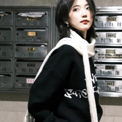 女人最旺桃花的微信头像