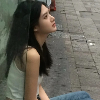 女人最旺桃花的微信头像