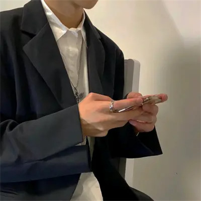 个性男头像成熟稳重图片