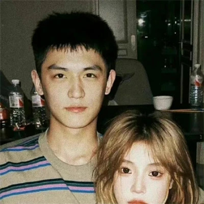独一无二的情侣头像一左一右好看图片