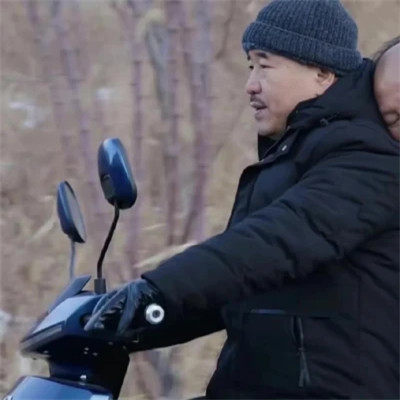 2025冷门情侣头像图片超火