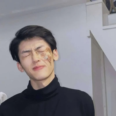 情侣头像单人冷门一人一张图片