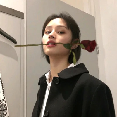 情侣头像单人冷门一人一张图片