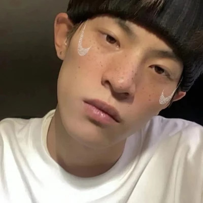 情侣头像单人冷门一人一张图片