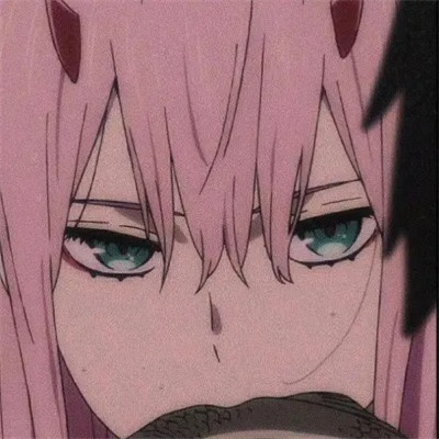 二次元画风情侣头像
