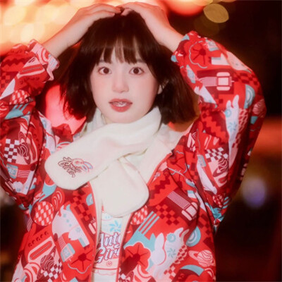 2025红色系女生新年过年头像图片