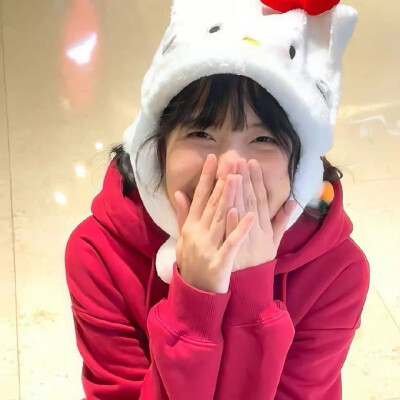 2025红色系女生新年过年头像图片
