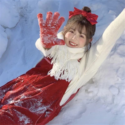 冬季下雪天氛围感女生头像
