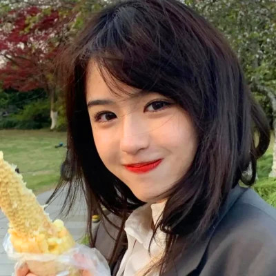 好看的高质量真人女生头像