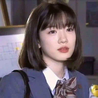 好看的高质量真人女生头像