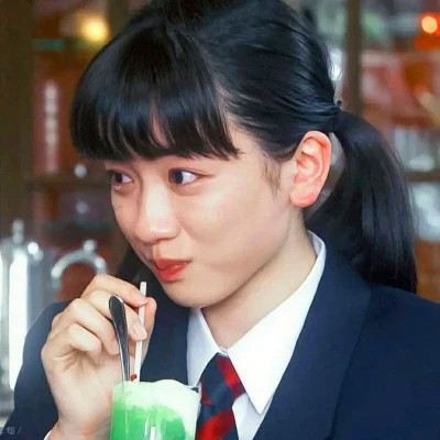 好看的高质量真人女生头像
