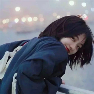 好看的高质量真人女生头像