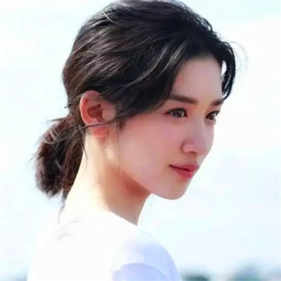 好看的高质量真人女生头像