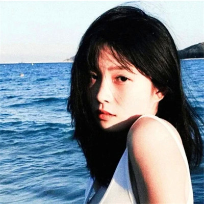 好看的高质量真人女生头像