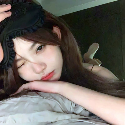 风格头像小众女生真人