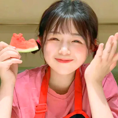 风格头像小众女生真人