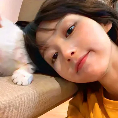 风格头像小众女生真人