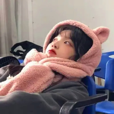 风格头像小众女生真人