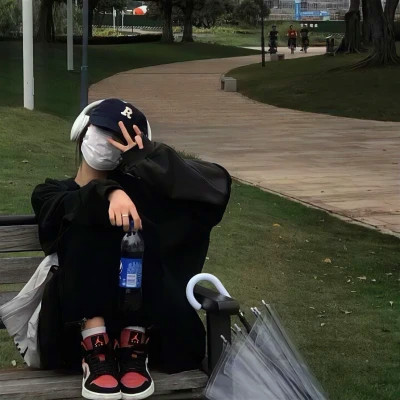 风格头像小众女生真人