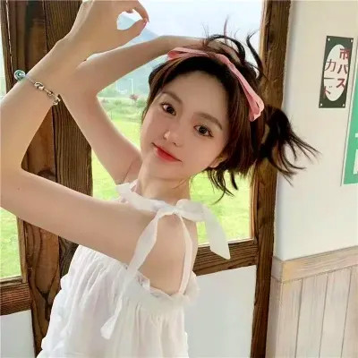 风格头像小众女生真人