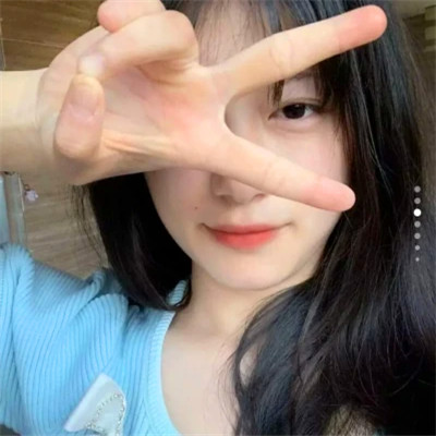 小众氛围头像女生真人