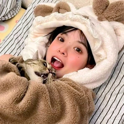 小众氛围头像女生真人
