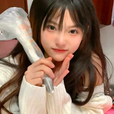 小众氛围头像女生真人