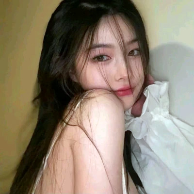 小众氛围头像女生真人